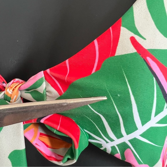 Swimsuit Lex Breezy size small - Picture 4 of 8